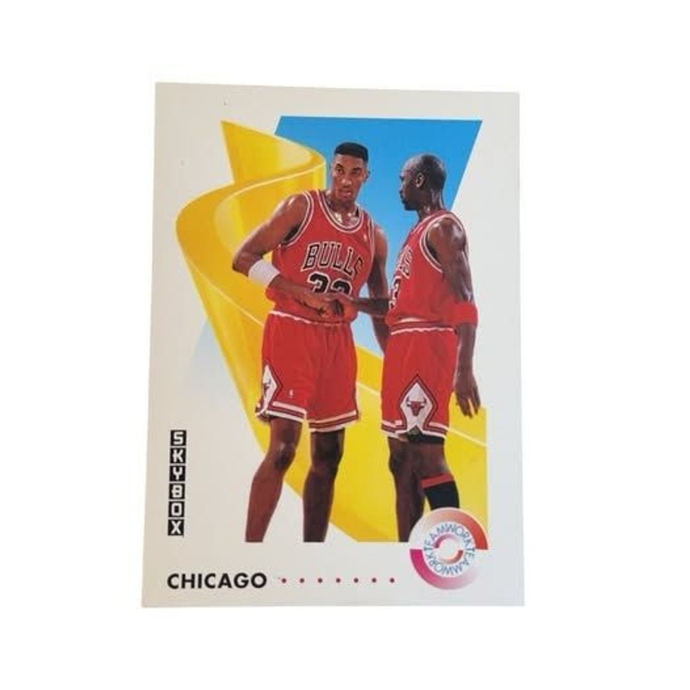 SkyBox Michael Jordan Scottie Pippen Teamwork Card Kids‎ 462 Basketball Red